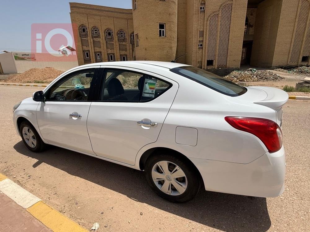 نيسان صني